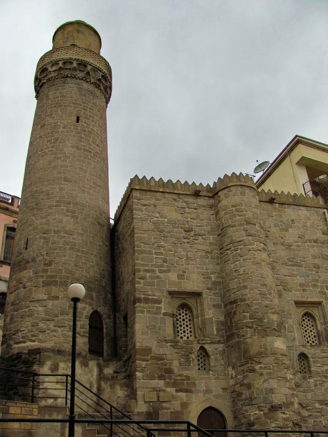 Guesthouse Khazar In Old City Baku Bagian luar foto